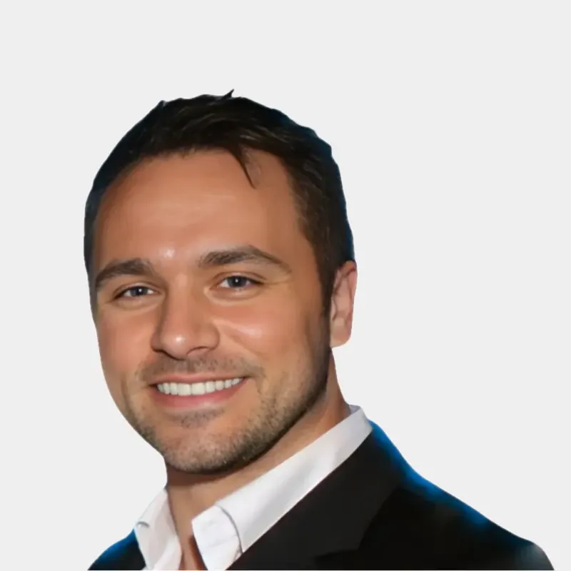 Dr Lewis Haydon: Headshot